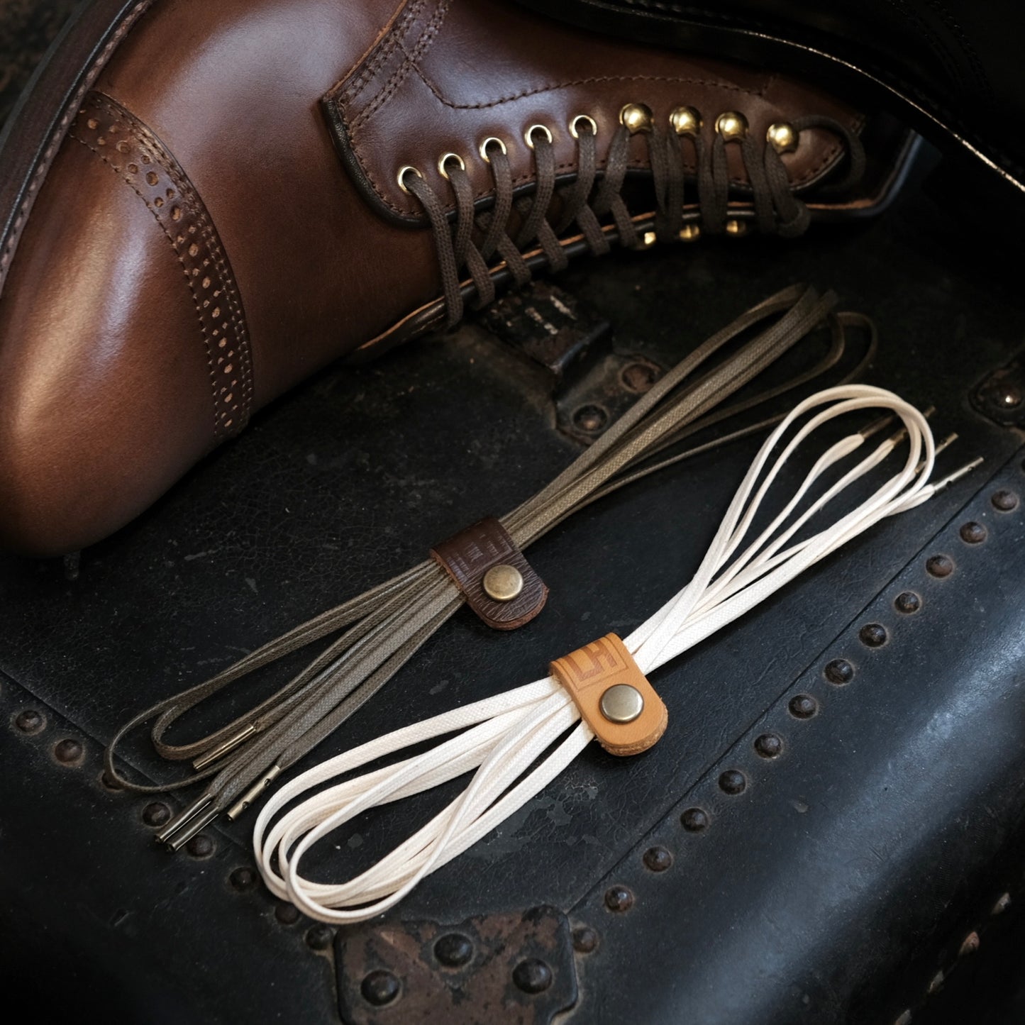 Leather Healer Flat Waxed Shoelace