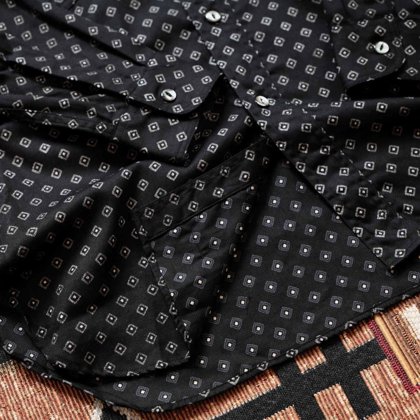 BLACK SIGN Micro Herringbone Dobby Fine Open Pocket Work Shirt