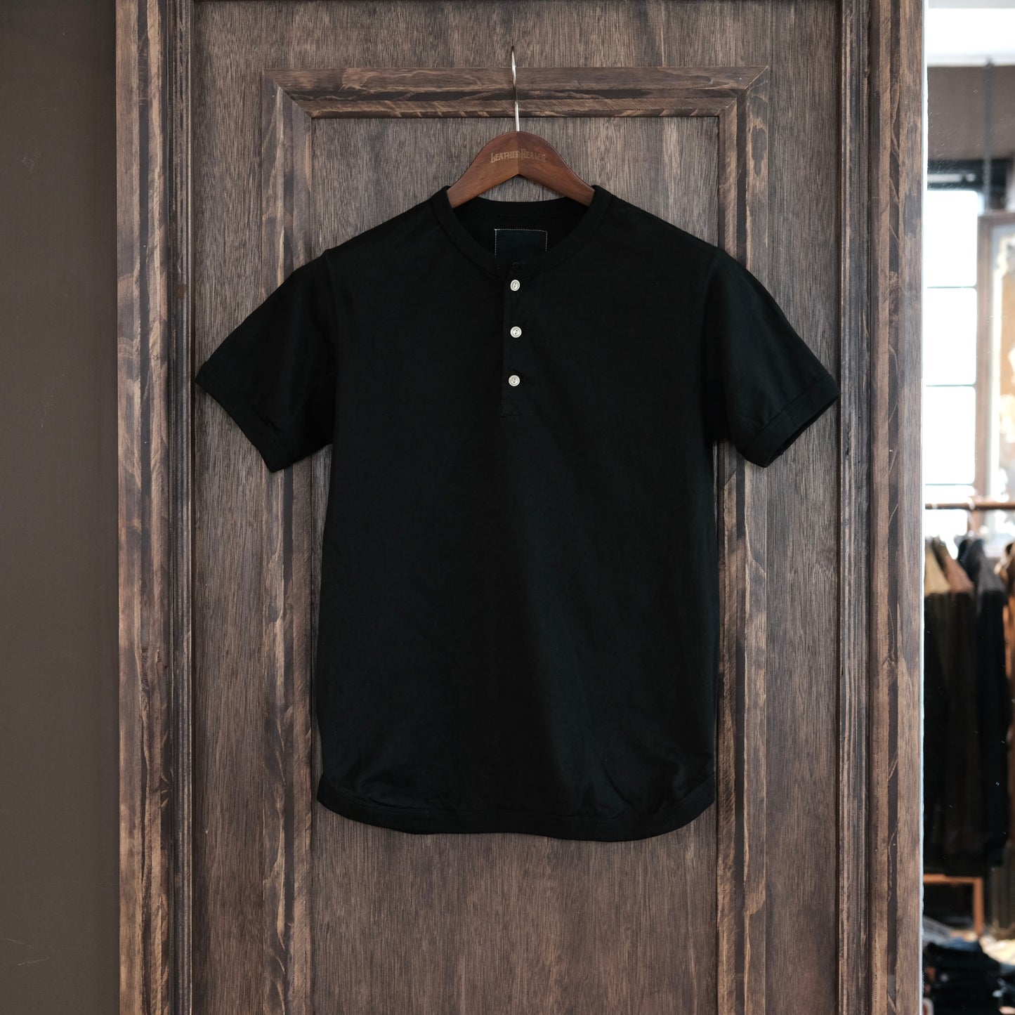 FULL COUNT Flat Seam Heavyweight Henley T-Shirt (LH Exclusive)
