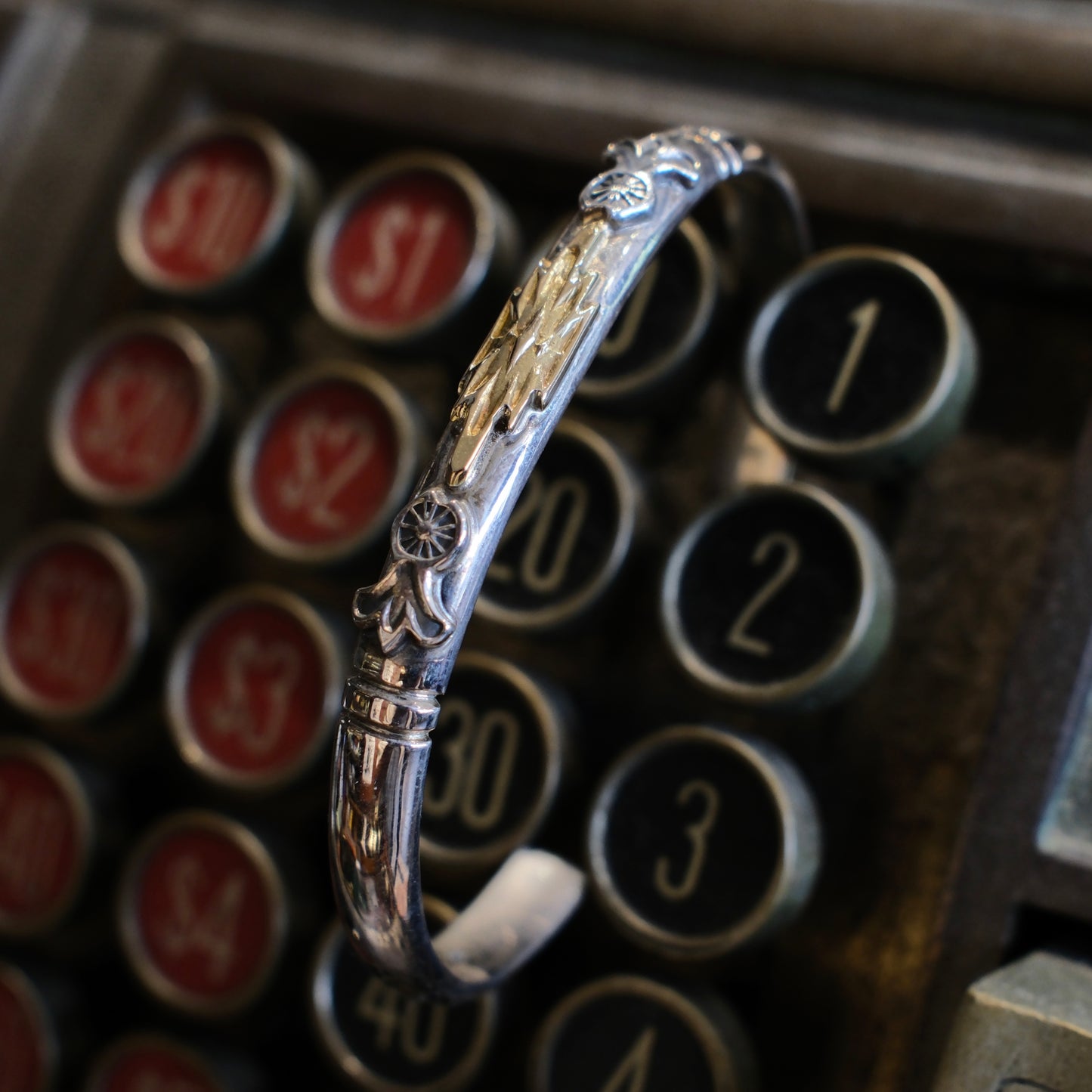 Dear Blossom K18 Gold Chimayo & Silver Squash Bangle (B-075)