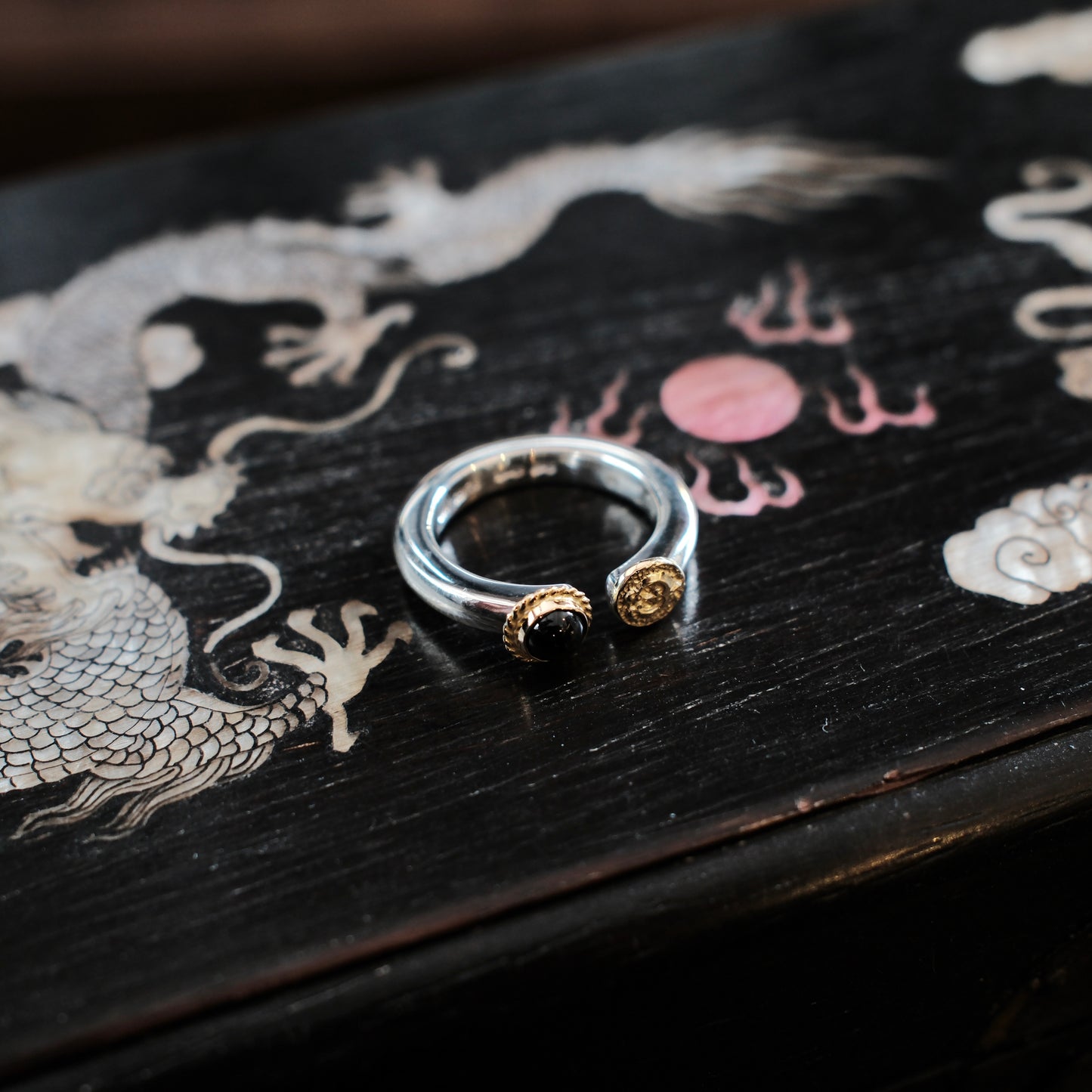 Dear Blossom K18 Gold Plate Naja Eagle & Gold-Rim Star Diopside Ring (R-092)