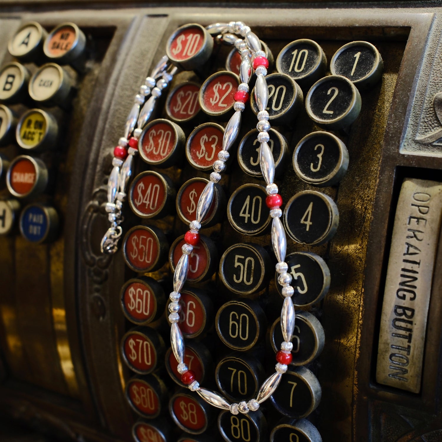 Dear Blossom Whitehearts Beads Necklace