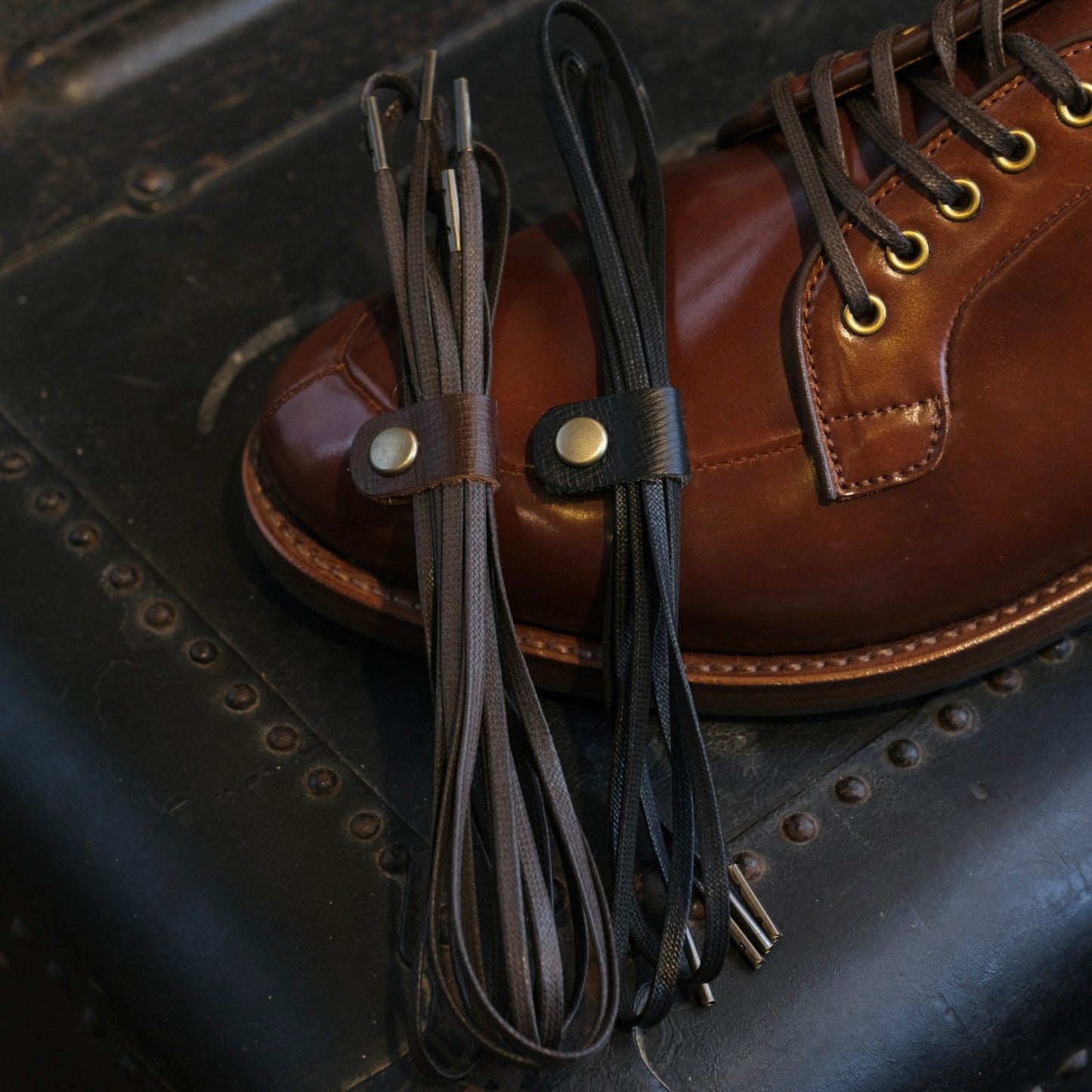 LH Flat Waxed Shoelace