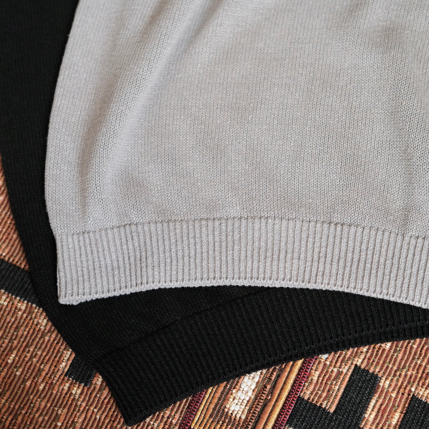 MOONCASTLE Paper Silk Crewneck
