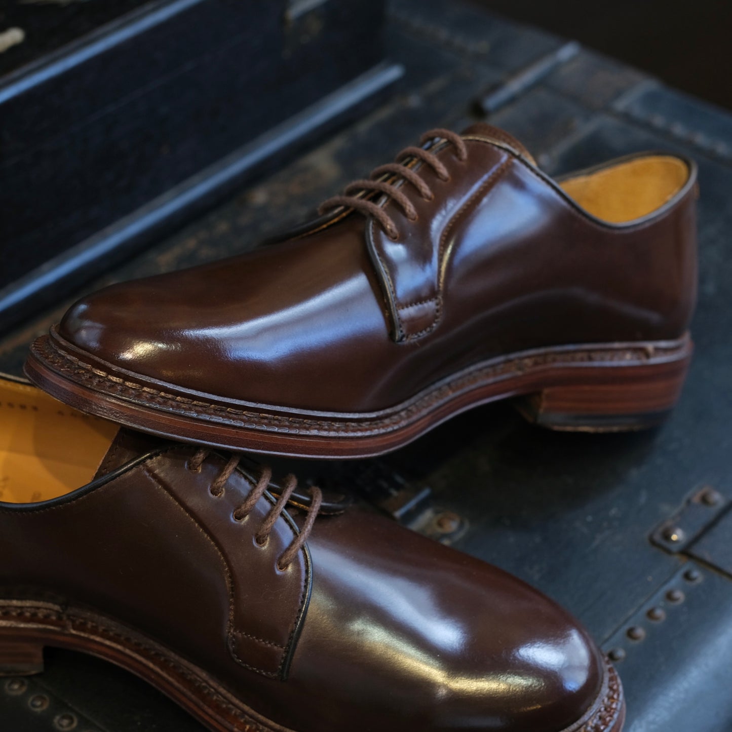 Berwick1707 Shell Cordovan Plain Toe Derby