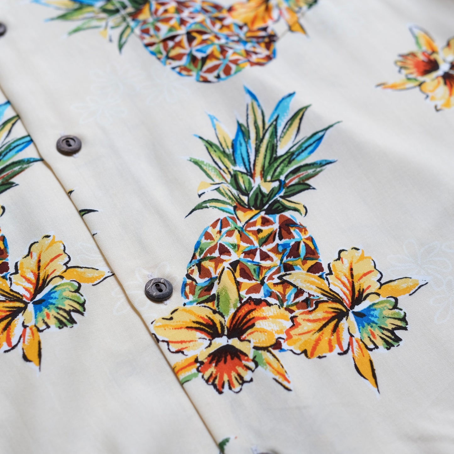 Two Palms Rayon Shirts (Cream Golden Pineapple)