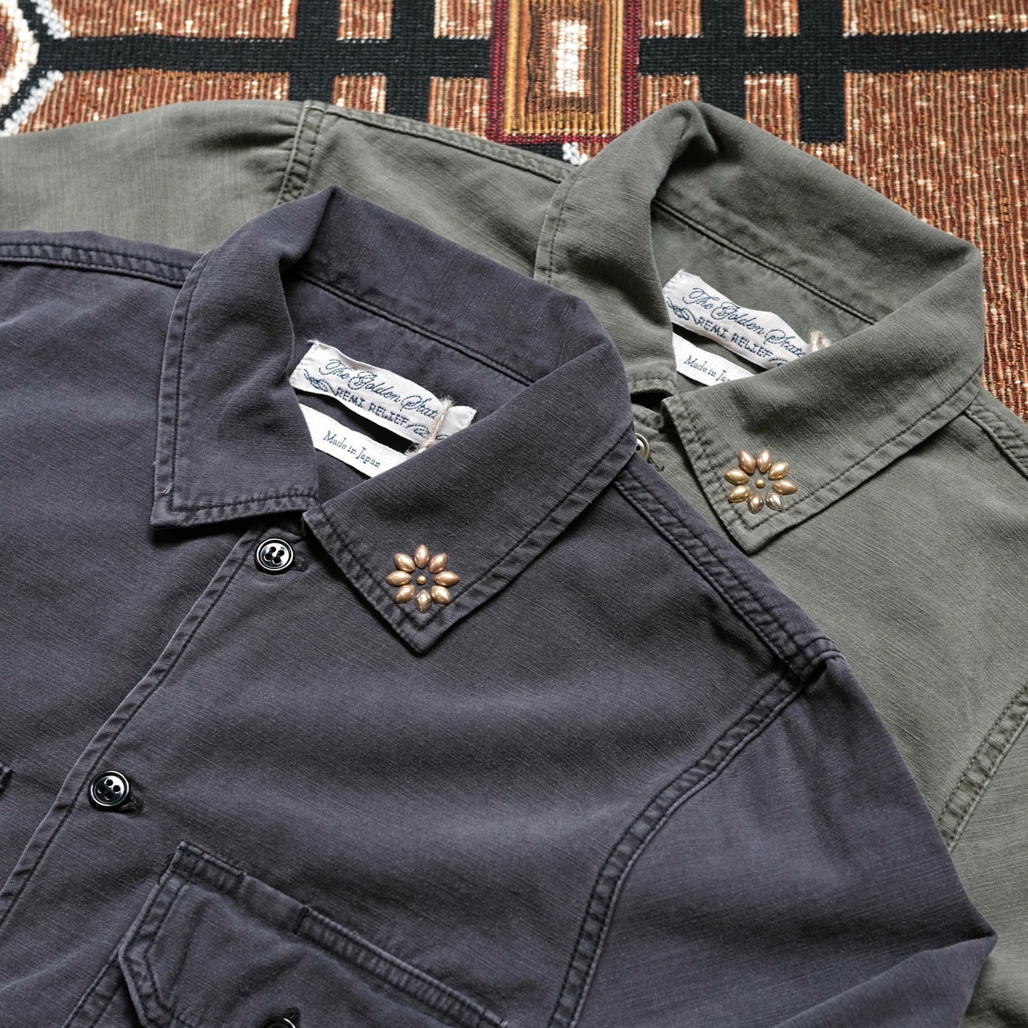 REMI RELIEF Military Shirt (Small Flower Studs)