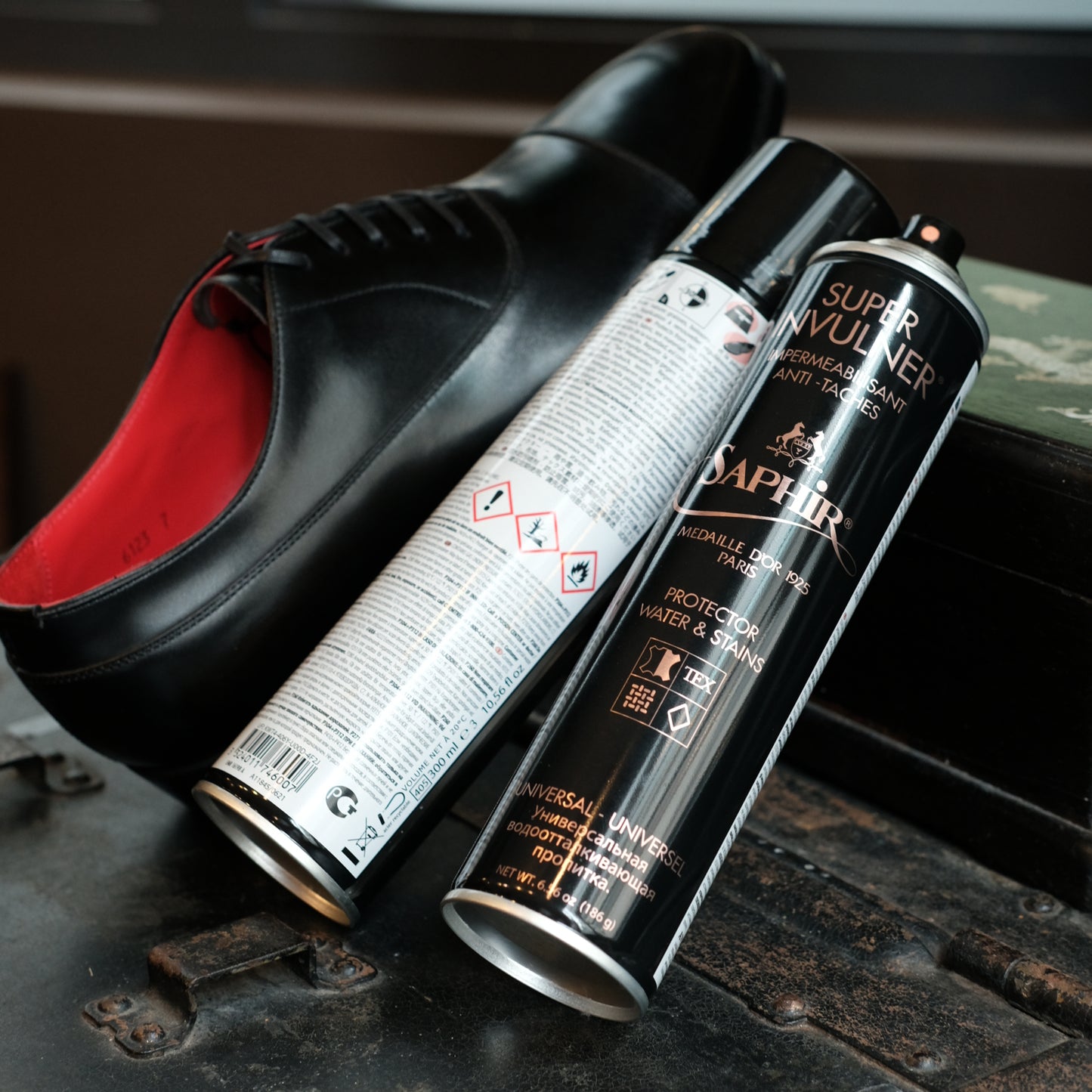 Saphir Médaille d'Or Super Invulner Waterproof Spray