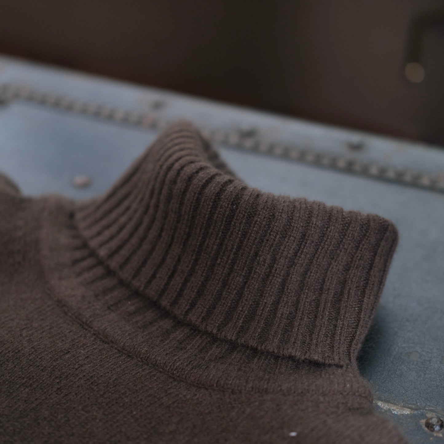 MOONCASTLE Cashmere Silk Wool Turtle Neck