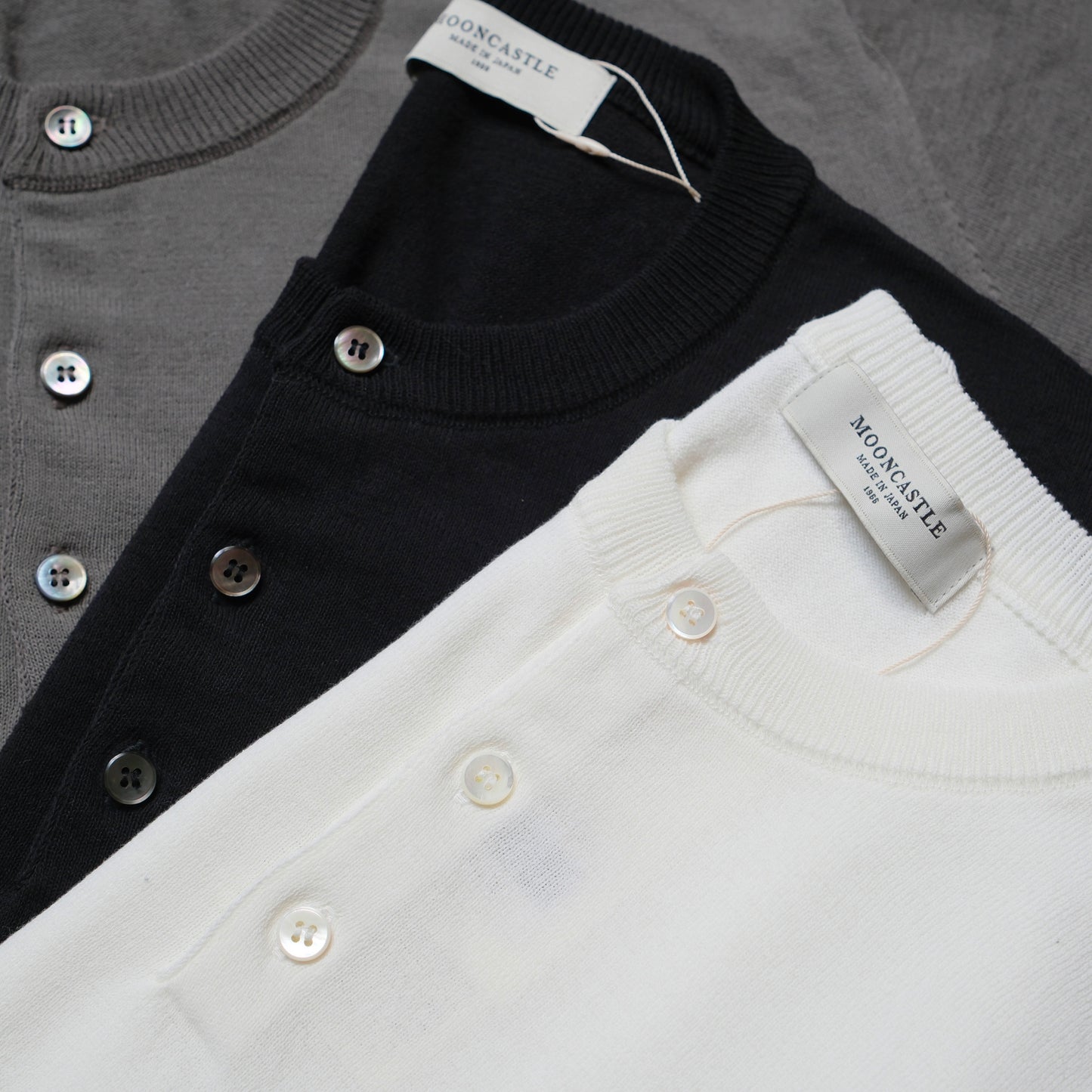 MOONCASTLE Ice Cotton Henley Neck