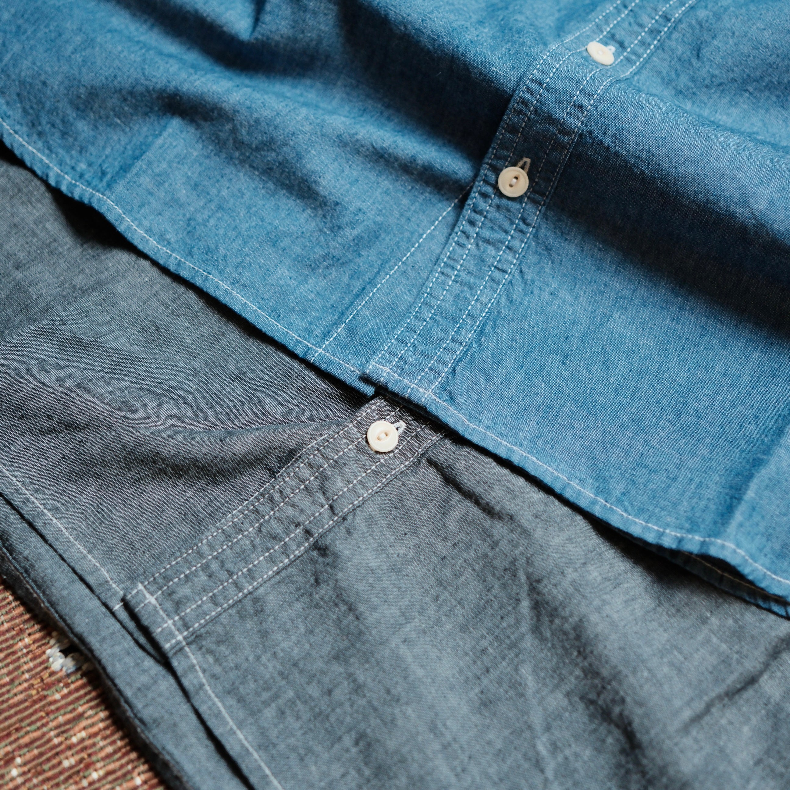 REMI RELIEF Chambray シャツ REMI RELIEF 5oz Selvedge Chambray Work Shirt – Leather Healer