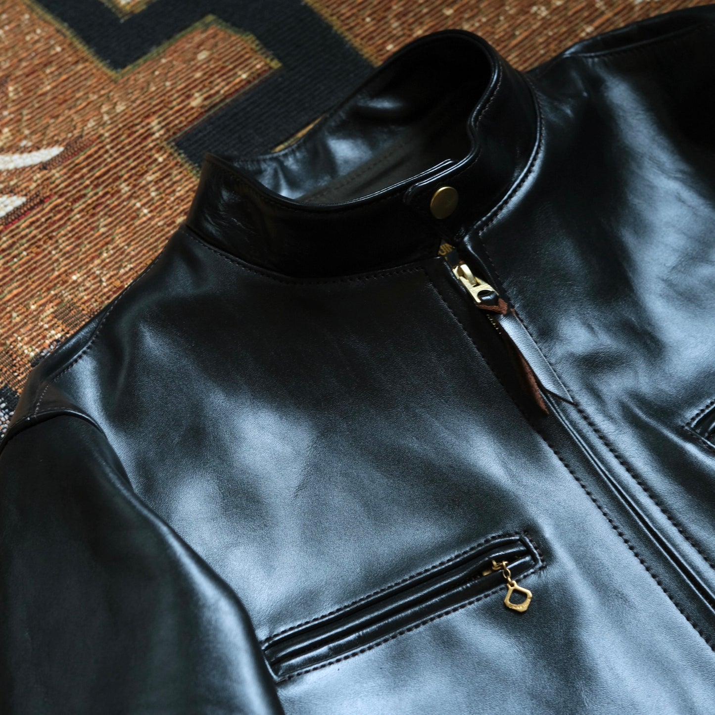 Y'2 LEATHER Horsehide Single Riders