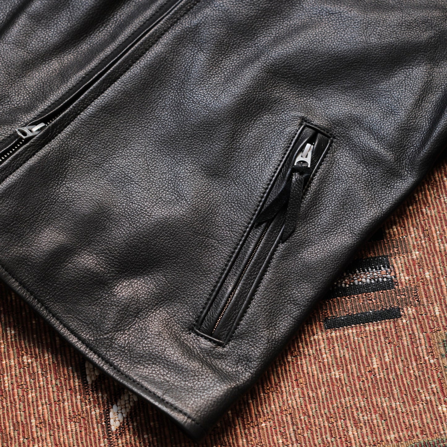 Y'2 LEATHER Steer Oil Single Riders