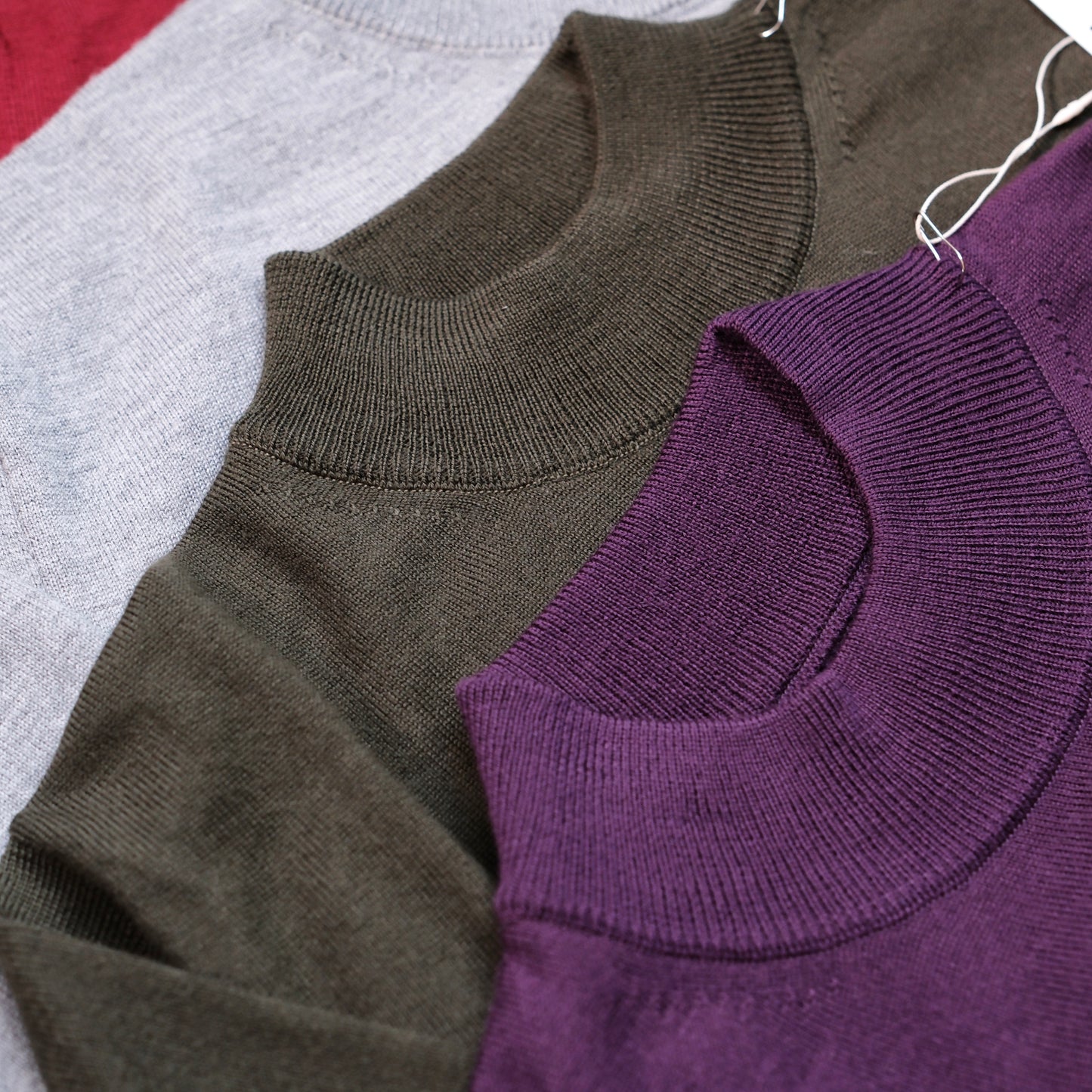 MOONCASTLE Wool Mockneck