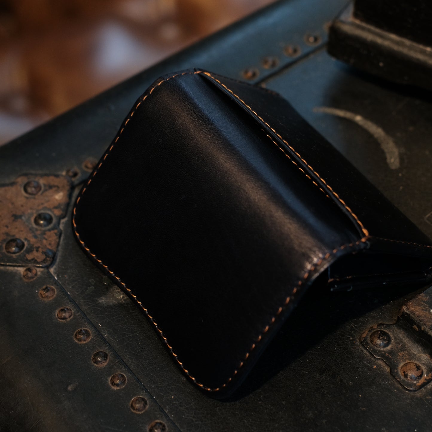 Y'2 LEATHER Horsehide Name Card Holder