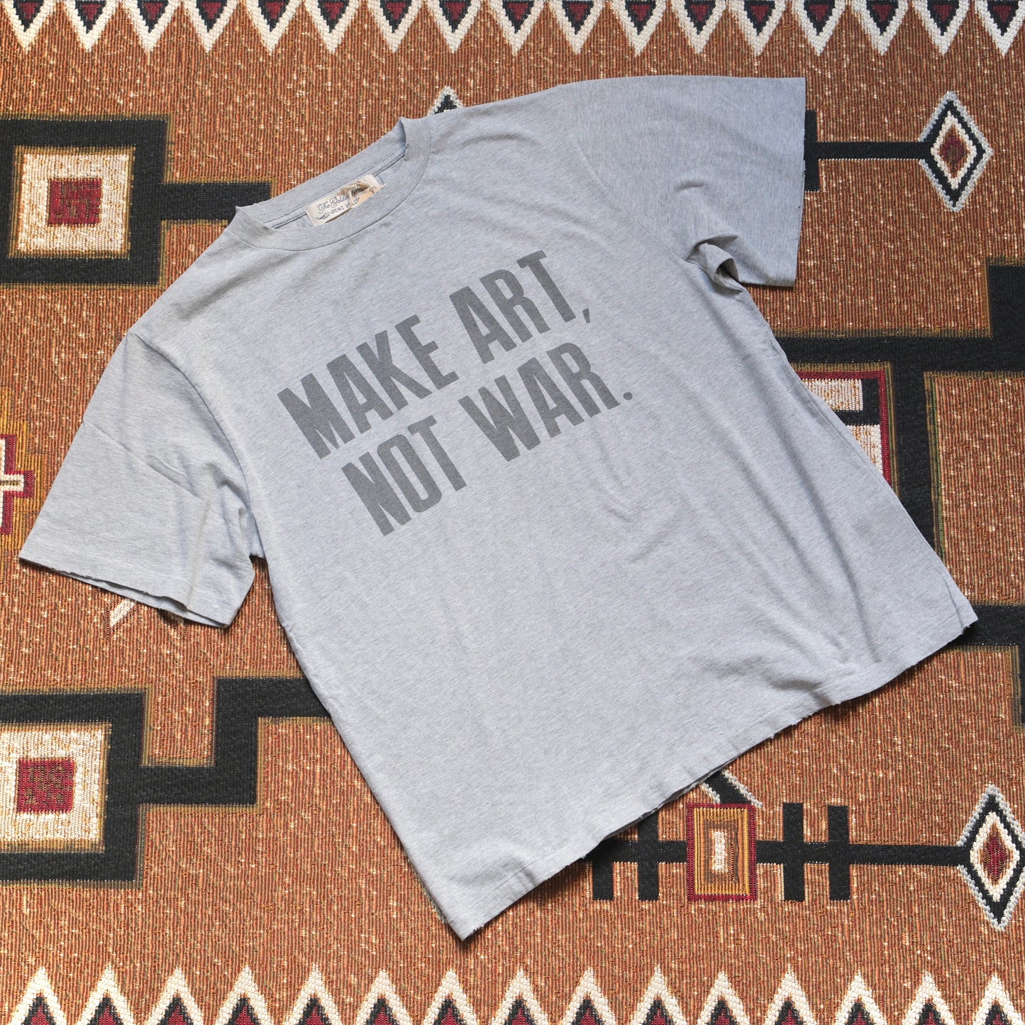 REMI RELIEF SP Finish T (MAKE ART, NOT WAR)