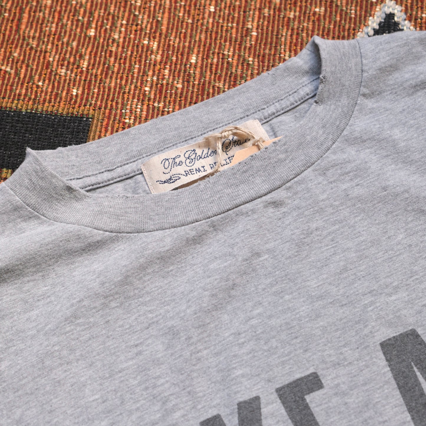 REMI RELIEF SP Finish T (MAKE ART, NOT WAR)