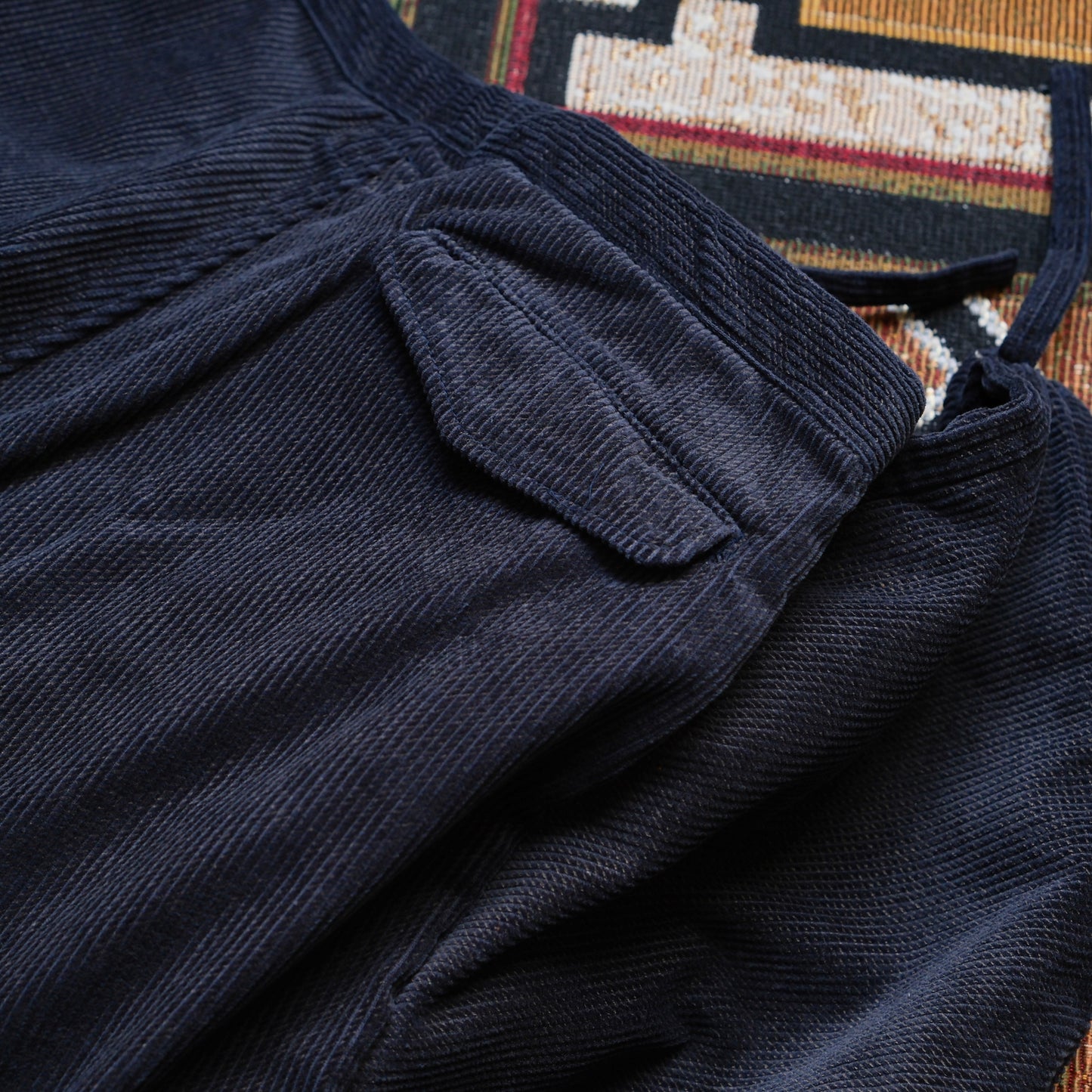 BLACK SIGN Ripple Cord Field Trousers
