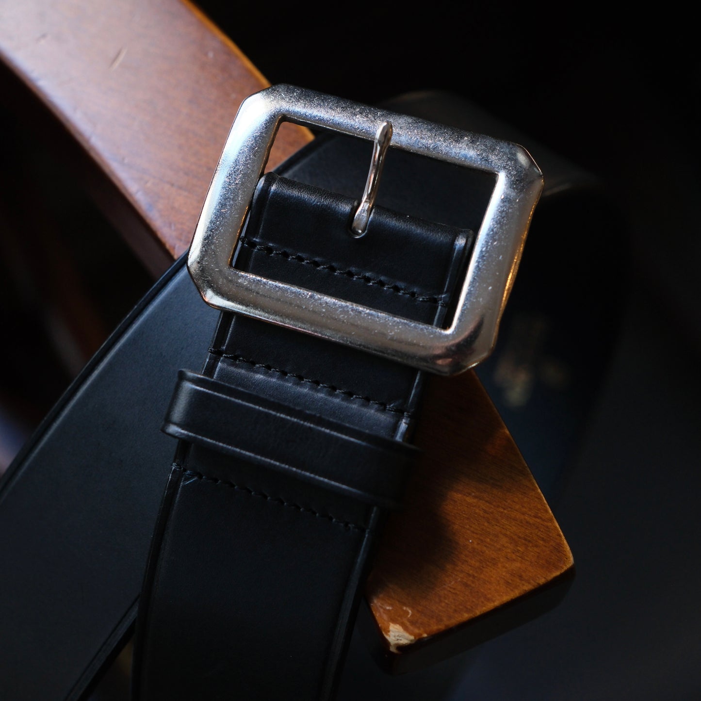 BLACK SIGN Plain Belt with North & Judd Co., Buckle (1950s NOS)