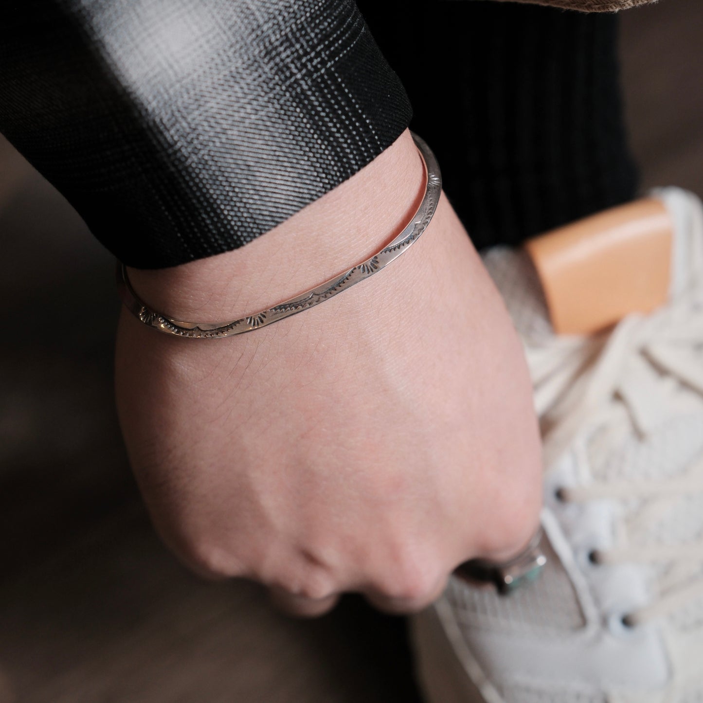 Dear Blossom Triangle Bangle (3mm) (B-066)