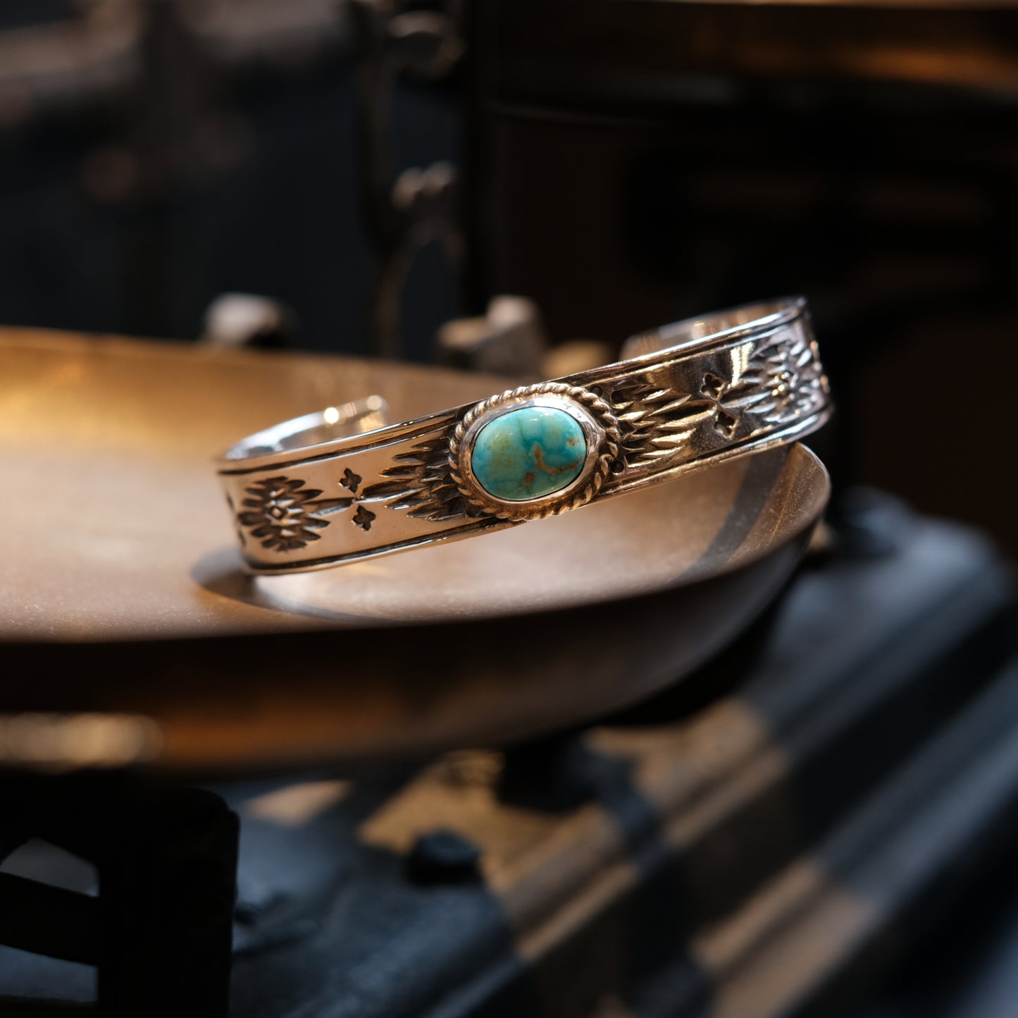 Dear Blossom Turquoise Navajo Bangle (12mm) (B-063)