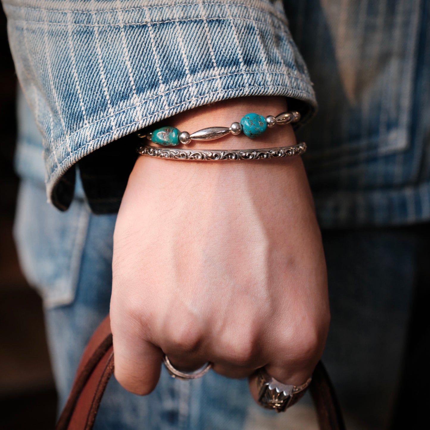 Dear Blossom Arabesque Bangle (4mm) (B-069)