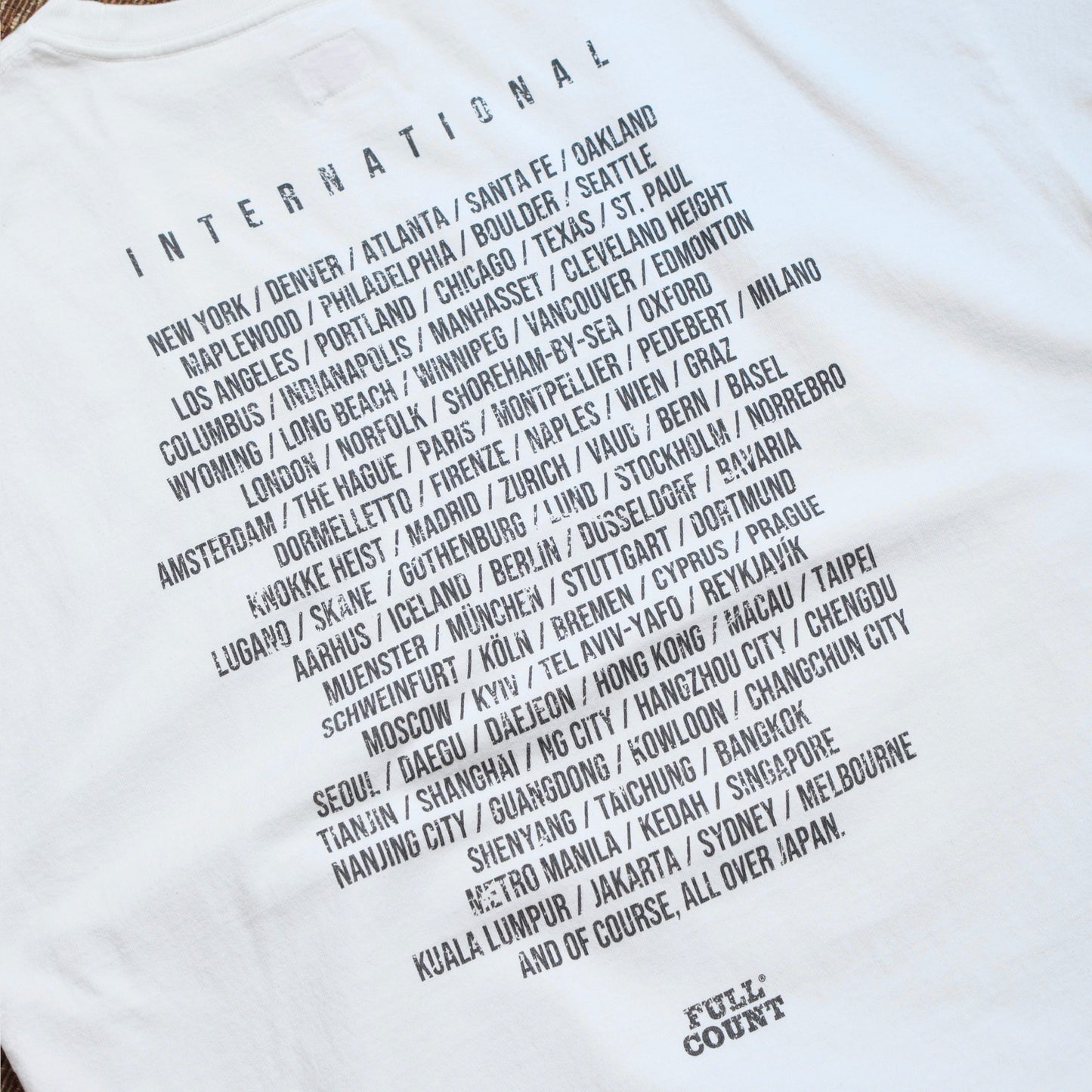 FULL COUNT Print T (World Tour)